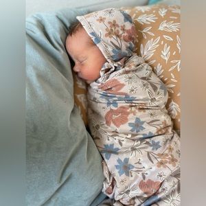 NWT Copper Pearl Eden Swaddle Blanket + Bonnet